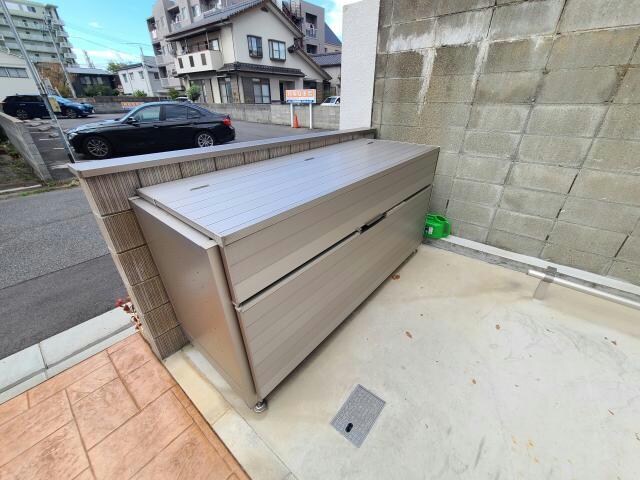 専用ゴミ置き場 ベルシャンブル橋本町
