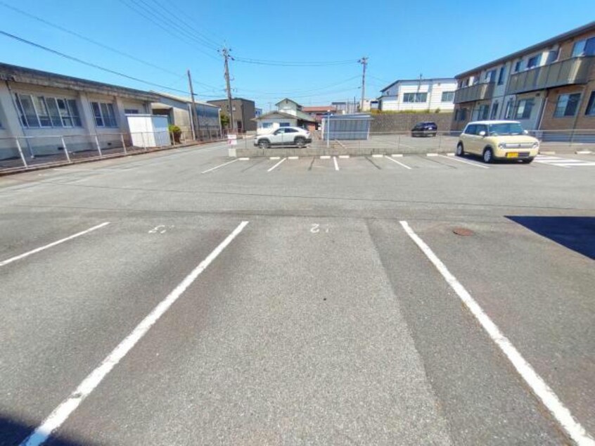 ルネッサンス久米B