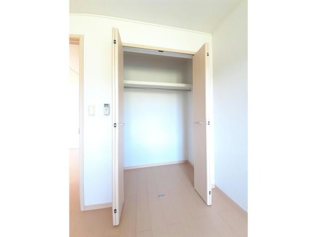 洋室6帖（東側）　収納 ヴィラ・ハーモニー