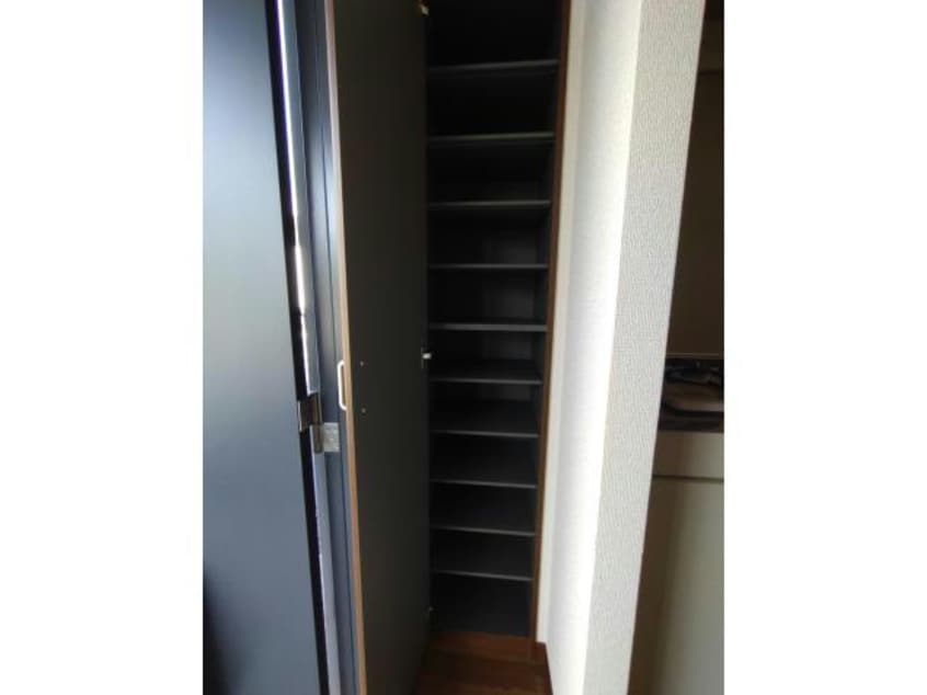 写真は106号です リッシュ城ケ丘　C棟