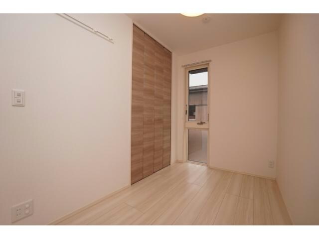  クレセント大手町