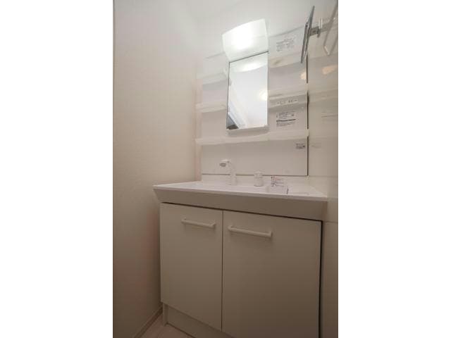  クレセント大手町