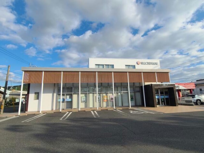 東山口信用金庫光支店(銀行)まで741m Boscato H