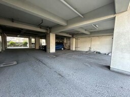 建物下・近隣地あり