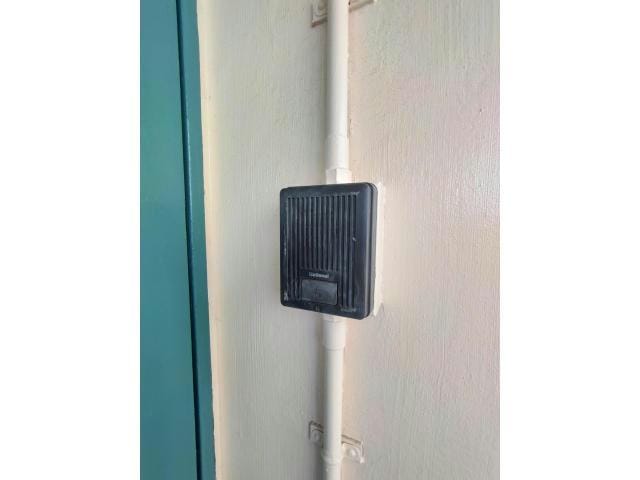 インターホン メナードビル