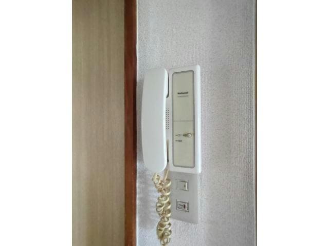 インターホン メナードビル