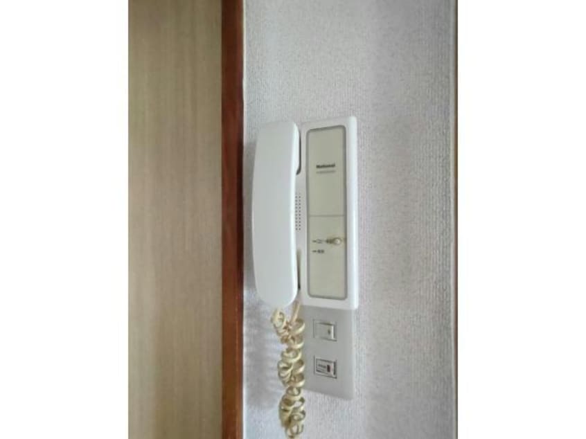 インターホン メナードビル