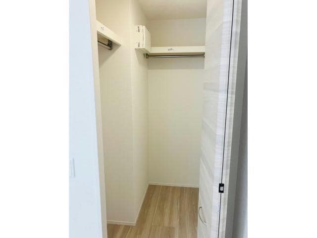 ウォークインクローゼット グランドメゾン城ケ丘