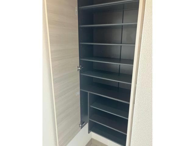 シューズボックス グランドメゾン城ケ丘