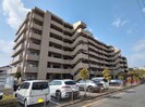 サーパス若草町の外観