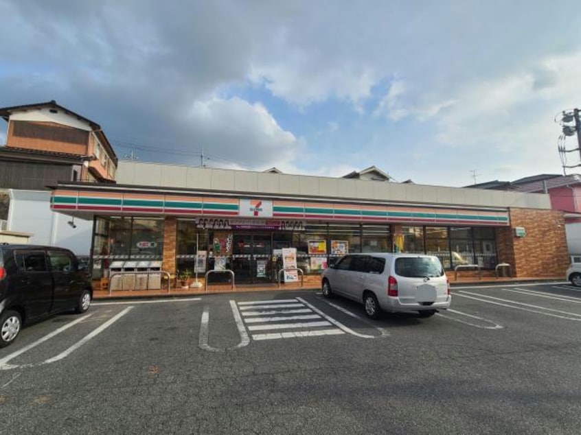 セブンイレブン周南江の宮店(コンビニ)まで851m サンシャインハイツ