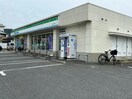 ファミリーマート周南松ノ前店(コンビニ)まで570m ロワール周南Ⅰ