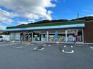ファミリーマート周南下上店(コンビニ)まで464m ウィステリアＣ