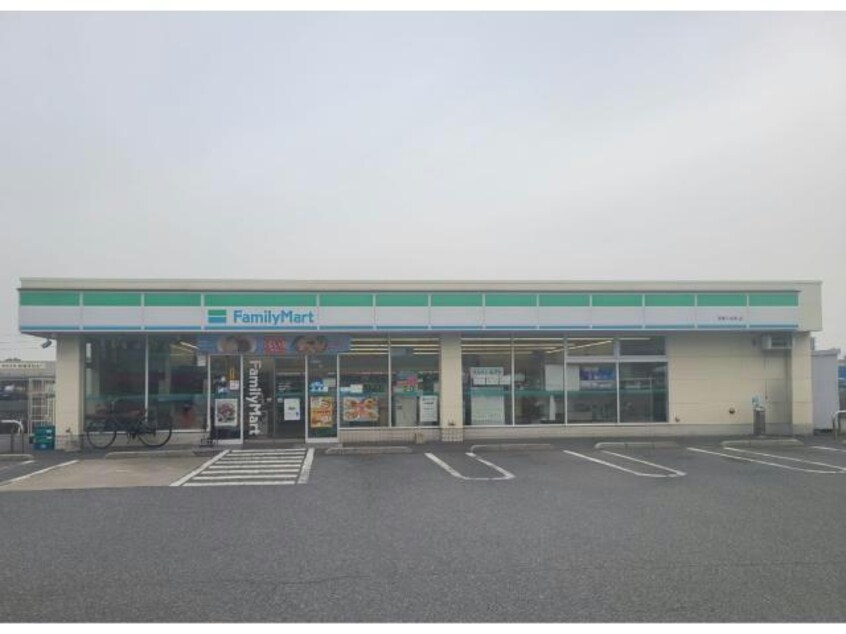 ファミリーマート周南入船町店(コンビニ)まで322m カーサ・ミラ