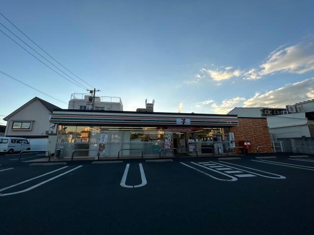 セブンイレブン周南新宿通店(コンビニ)まで710m カーサ・ミラ