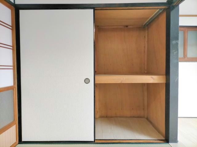 リビング　収納 福川一戸建
