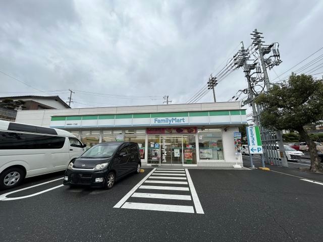 ファミリーマート周南楠木一丁目店(コンビニ)まで299m サクラーレ