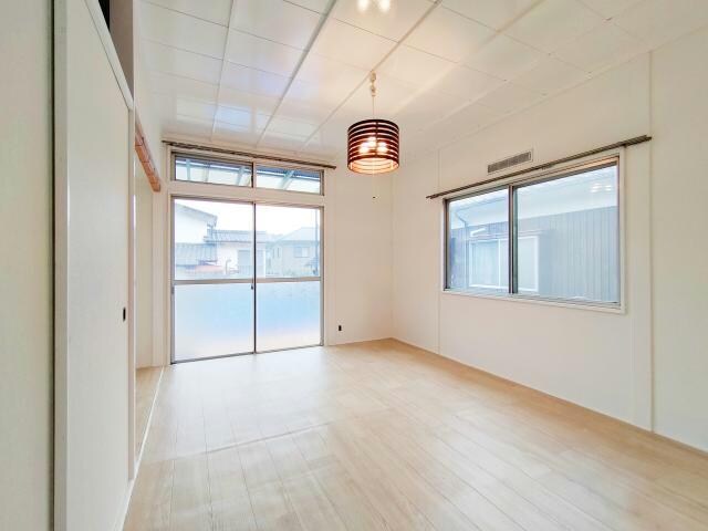 洋室6帖 呼坂戸建