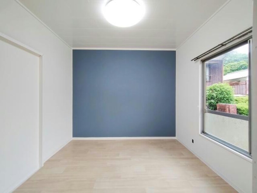 洋室4.5帖(南側) 呼坂戸建