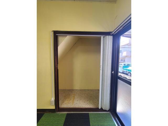 リビング階段下収納 久米橋本貸家