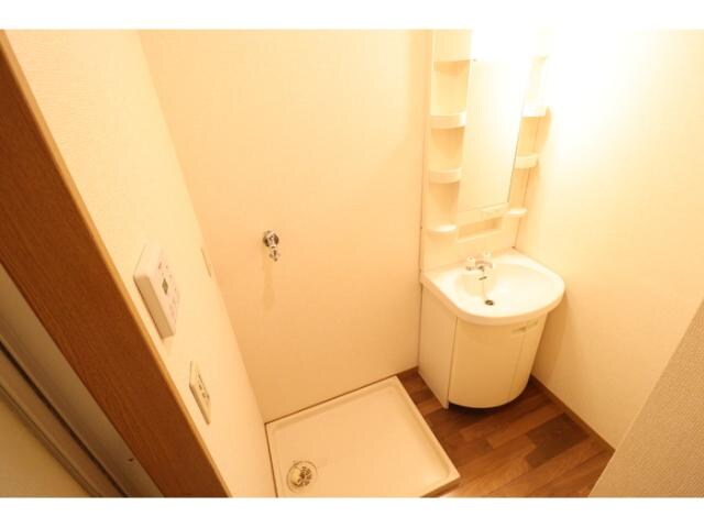  両毛線/新前橋駅 徒歩33分 1階 築28年