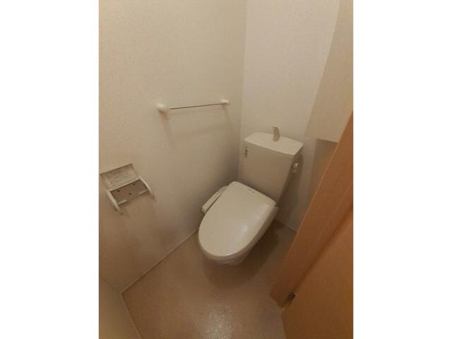  上越線（群馬県内）/井野駅 徒歩10分 1階 築10年