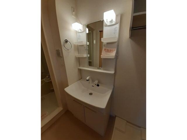  上越線（群馬県内）/井野駅 徒歩10分 1階 築10年