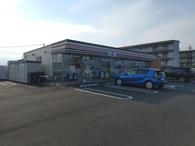 セブンイレブン高崎大沢町店(コンビニ)まで380m 上越線（群馬県内）/新前橋駅 徒歩53分 1-2階 築9年