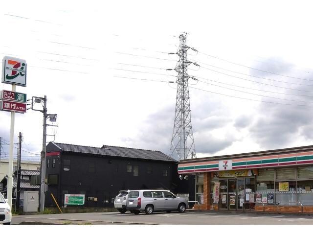 セブンイレブン高崎井野町店(コンビニ)まで867m 上越線（群馬県内）/井野駅 徒歩9分 2階 築7年