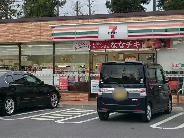 セブンイレブン高崎八千代店(コンビニ)まで855m ローズテラスⅡ