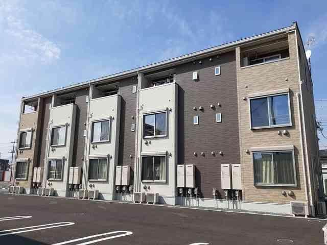  ネオ　ファミール