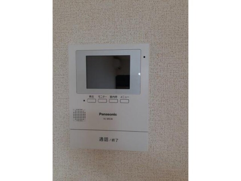  ネオ　ファミール