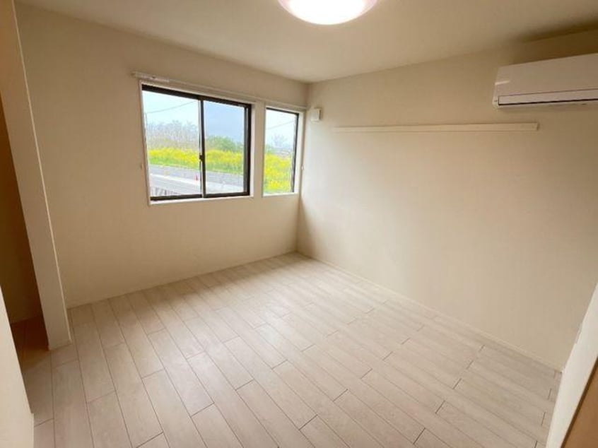  ヴィラ・ソレイユ　Ｂ