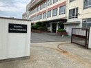 名古屋市立日比野中学校南校舎(中学校/中等教育学校)まで563m アビタシオン一番