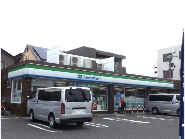 ファミリーマート辰巳町店(コンビニ)まで640m S-RESIDENCE東海通