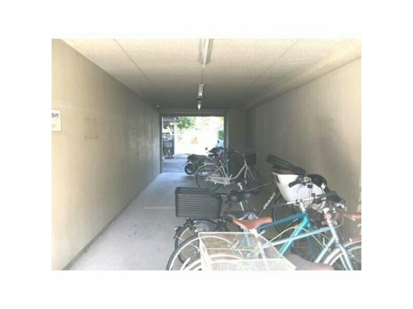  サンライズ八熊