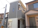 アースクエイク川間の外観