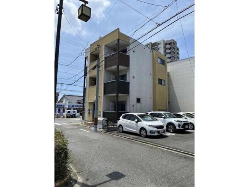  ディアコート日比野