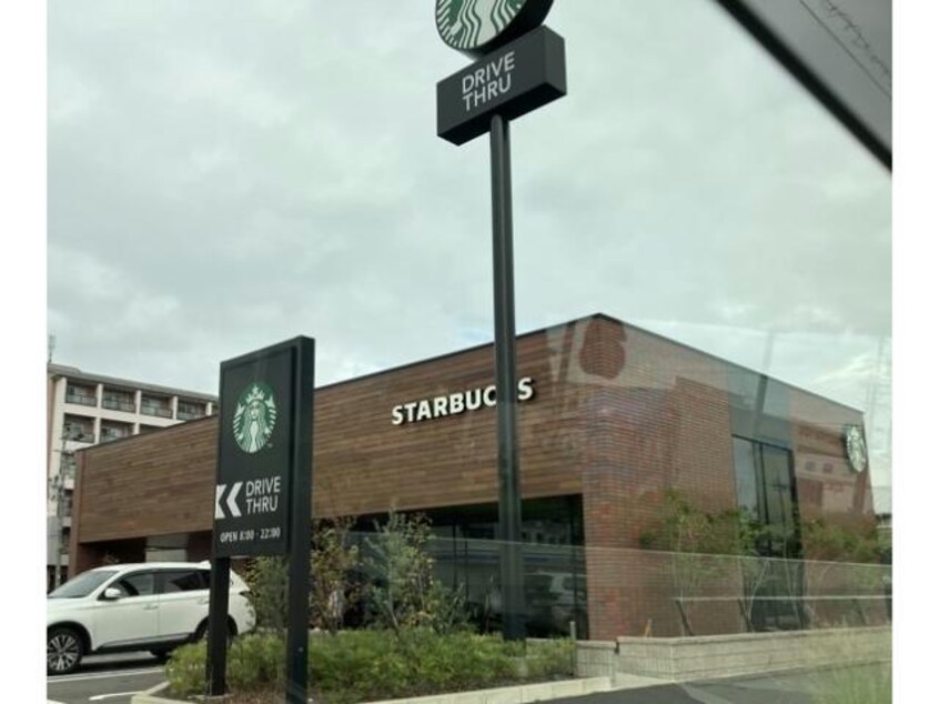 スターバックスコーヒー名古屋港東通店(その他飲食（ファミレスなど）)まで391m SQUARE大江(スクエアオオエ)