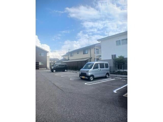 駐車場 プラシード　ピアッツァ