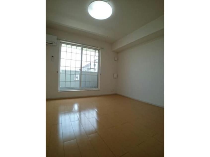  カーサ・アバンツァート　B