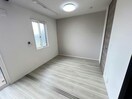  トリシア東福原