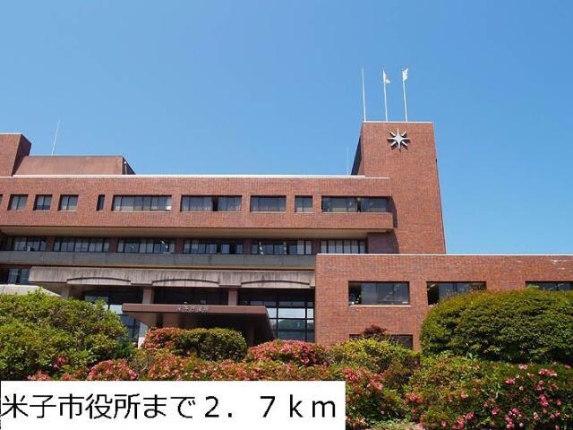 米子市役所(役所)まで2700m Pine Court（パインコート）