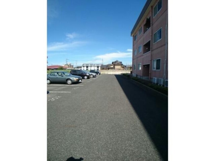 駐車場 メゾンドール