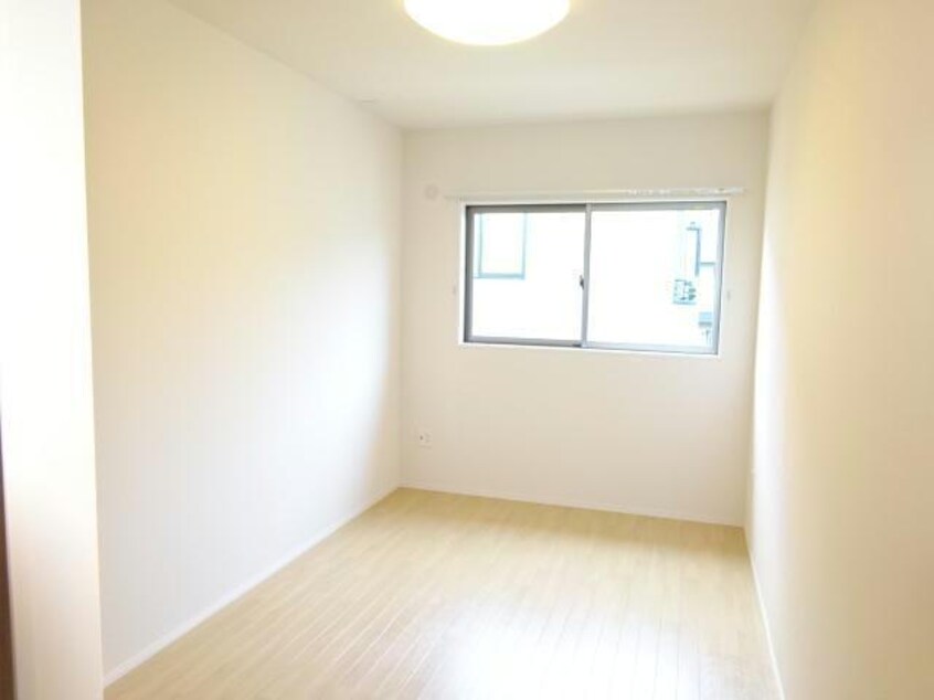  ラ・カンパネラ 新開