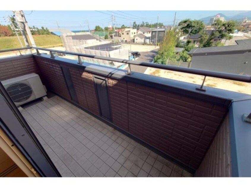  グランシャリオ新開