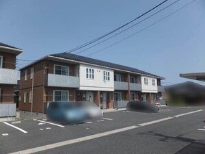 パインデュー　B棟