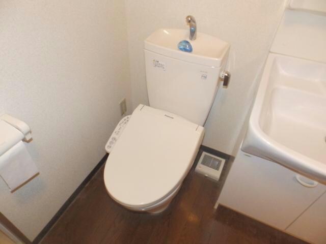  1989‐B.L.D  3‐C