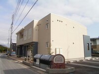 パインコーン　1番館