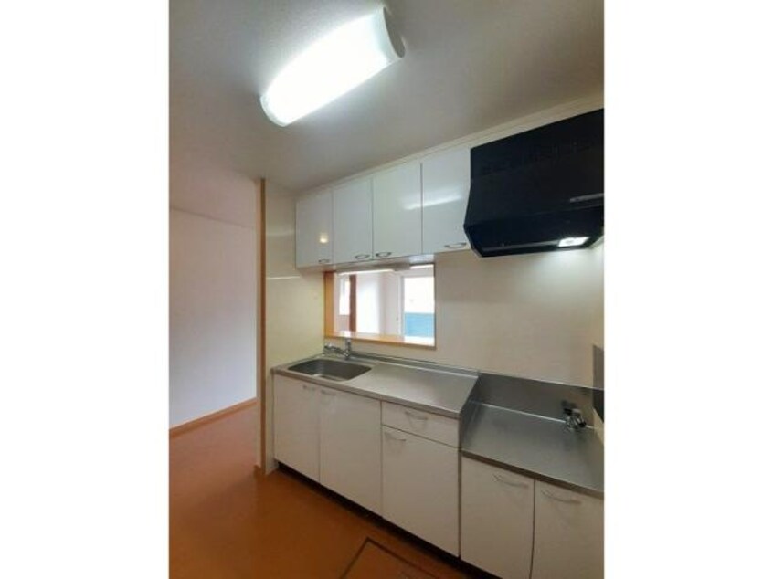  パインコーン　1番館